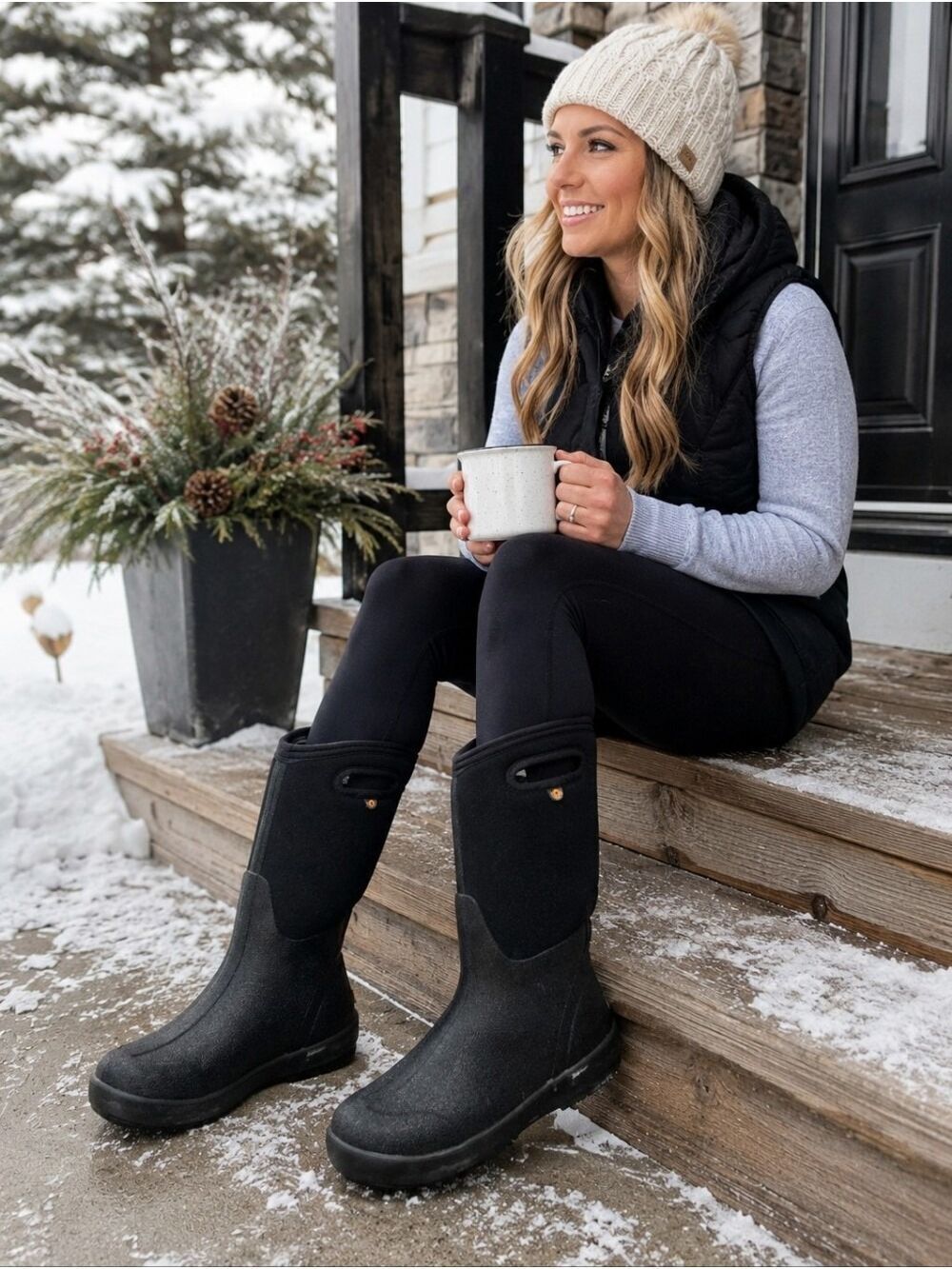 BOGS Classic II Waterproof Winter Boots Women's 6 / Youth 4 Black